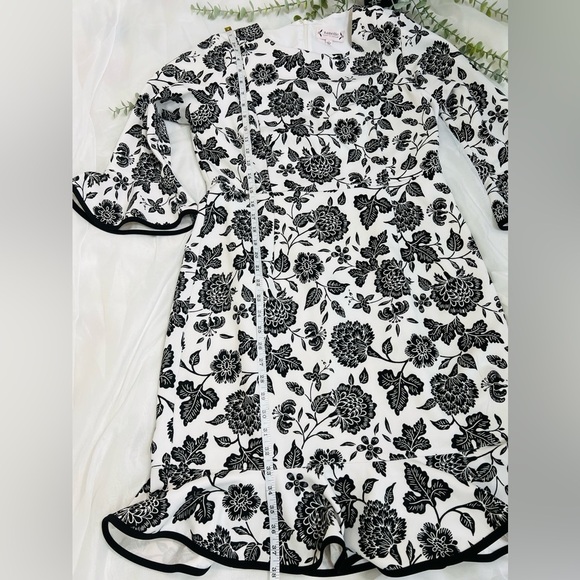 Nanette Lepore White Black Floral 3/4 Bell Sleeve Midi Dress Size 10 - Picture 10 of 12